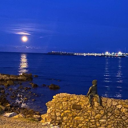 Orsa-Atico Con Vista Al Mar Y Piscina Lejlighed L' Escala Eksteriør billede